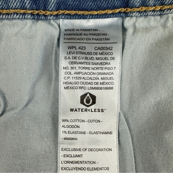 Signature Levi Strauss Blue Denim Shorts Size 36 - Picture 12 of 15